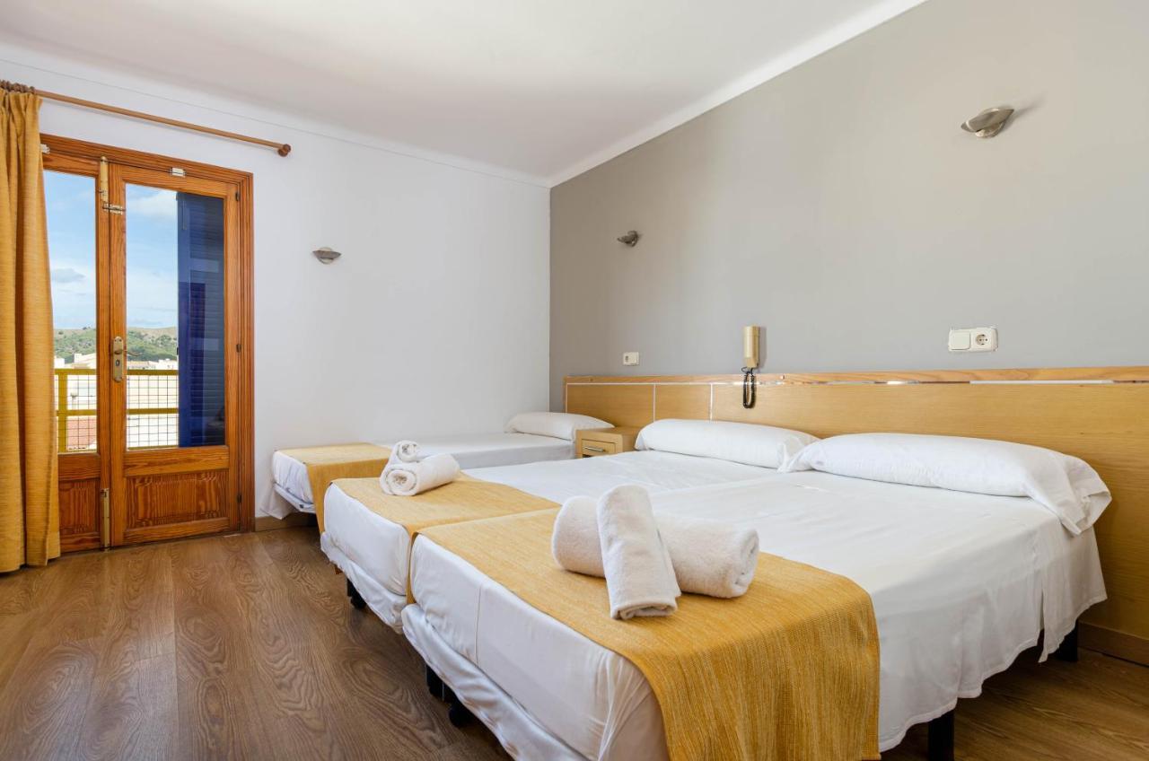 Hotel Bellavista Cala Ratjada  Bagian luar foto