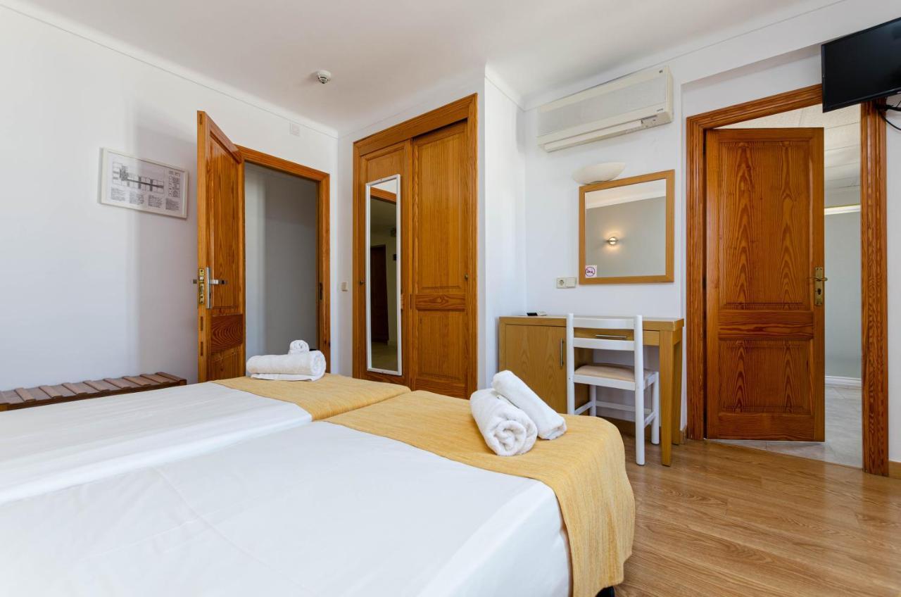 Hotel Bellavista Cala Ratjada  Bagian luar foto
