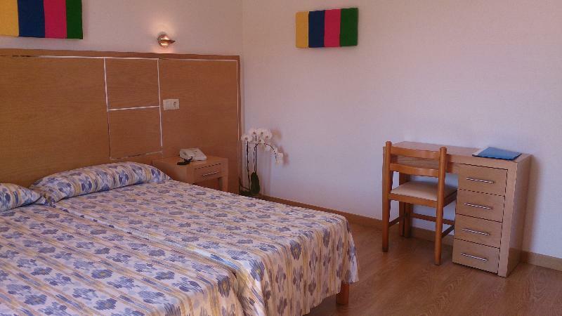 Hotel Bellavista Cala Ratjada  Bagian luar foto